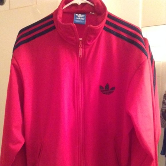 Adidas red jacket - Picture 1 of 1
